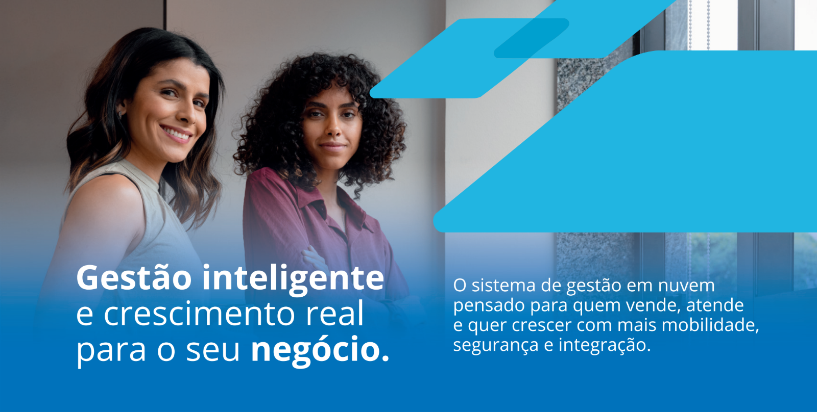 Dashboard do sistema ZWEB em um notebook